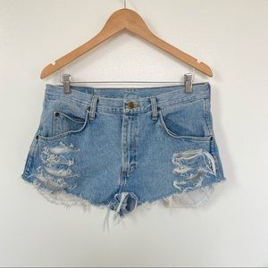 Wrangler cutoff Jean shorts distressed size 10